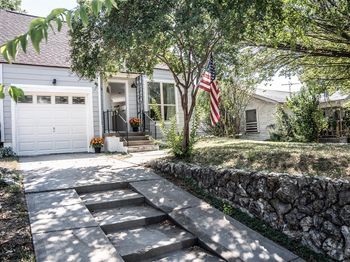 1864  Highland Avenue 