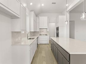 621  Hidden Lakes  , DeSoto Texas 75115