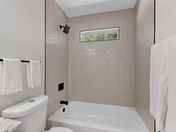 1023  Osceola Trail , Carrollton Texas 75006