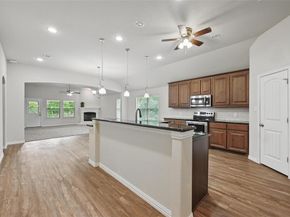 512  Hidden Springs Trail , Azle Texas 76020
