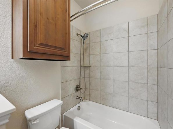 512  Hidden Springs Trail , Azle Texas 76020