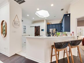 8609  Old Oak Drive , Irving Texas 75063
