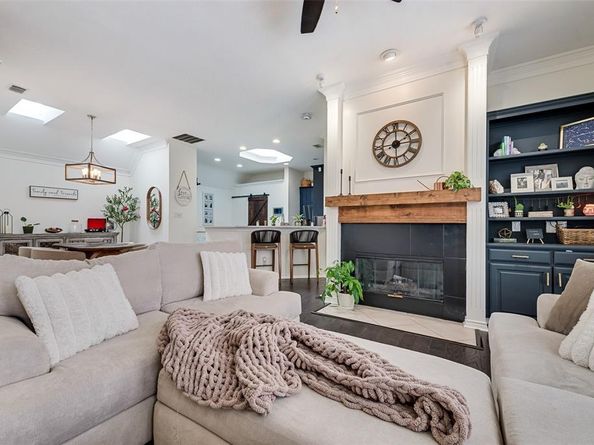 8609  Old Oak Drive , Irving Texas 75063
