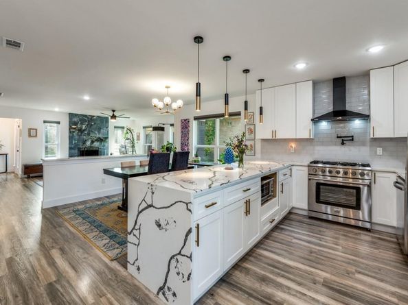 2805  Glenbrook Drive , Carrollton Texas 75007