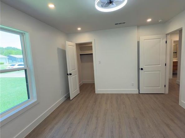 12210  Oberlin Drive , Dallas Texas 75243