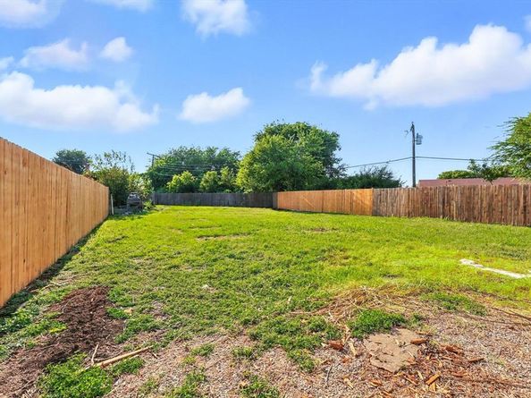 3335  Tioga Street , Dallas Texas 75241