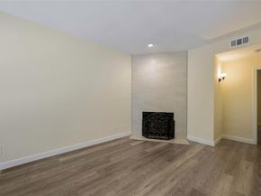 4623  Gaston Avenue  7, Dallas Texas 75246