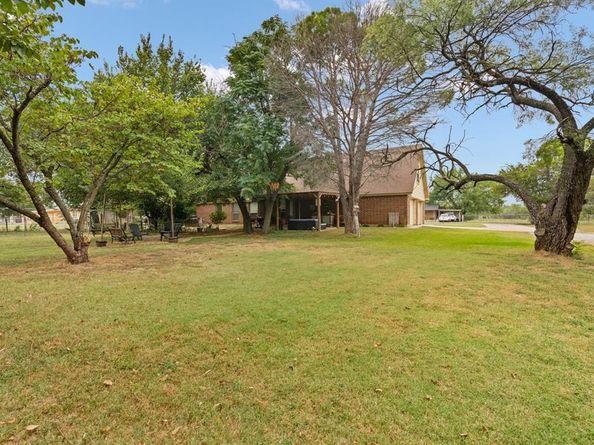 800  Stella Mae Drive , Fort Worth Texas 76028