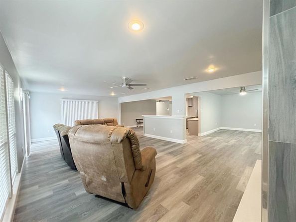 909  Milky Way , Garland Texas 75040