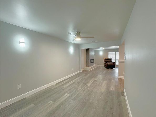 909  Milky Way , Garland Texas 75040