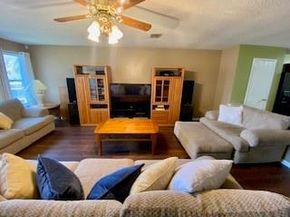2472  Mallory Lane , Lancaster Texas 75134