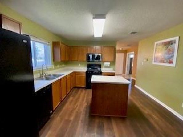 2472  Mallory Lane , Lancaster Texas 75134