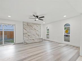 326  Bluebonnet Trail , Garland Texas 75043