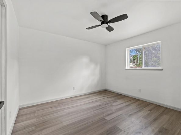 326  Bluebonnet Trail , Garland Texas 75043