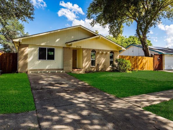 326  Bluebonnet Trail , Garland Texas 75043