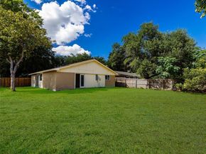 326  Bluebonnet Trail , Garland Texas 75043