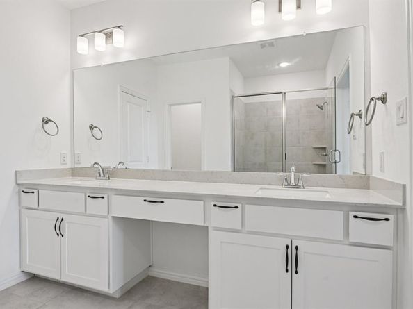 4507  Cypress Thorn Drive , Arlington Texas 76005