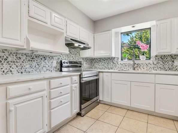 601  Alaska Street , Arlington Texas 76011