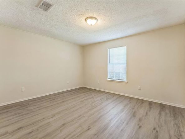 7301  Laurie Drive , Fort Worth Texas 76112