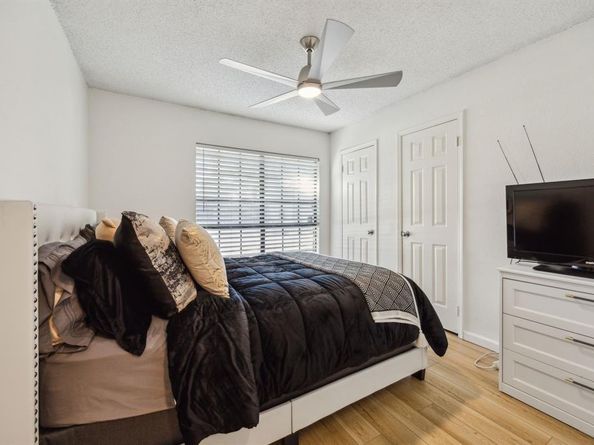 226 E Ridgegate Drive , Garland Texas 75040