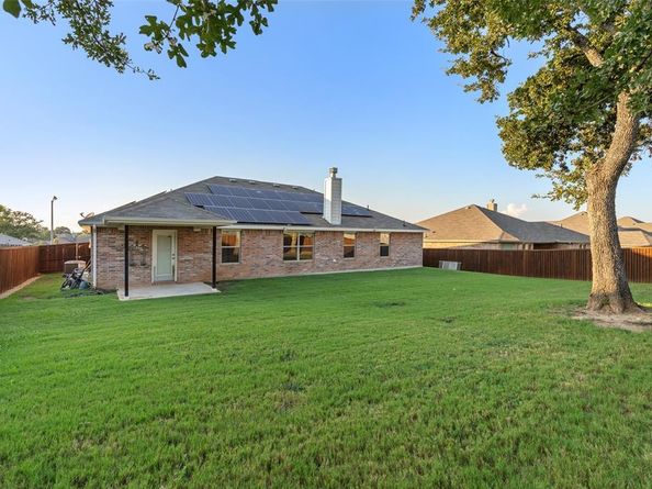 3733  Cecelia Lane , Forest Hill Texas 76140