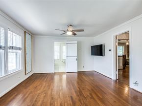 2528  Shirley Avenue , Fort Worth Texas 76109