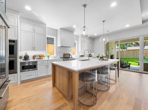 7623  Robin Road , Dallas Texas 75209