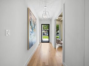 7623  Robin Road , Dallas Texas 75209