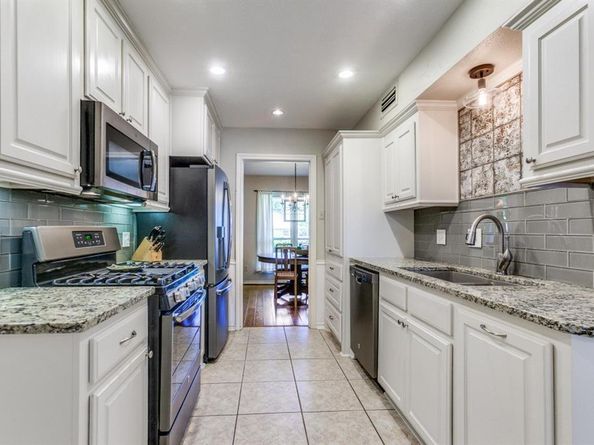 405  Lawndale Drive , Richardson Texas 75080