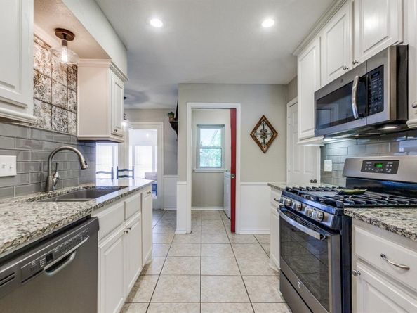 405  Lawndale Drive , Richardson Texas 75080