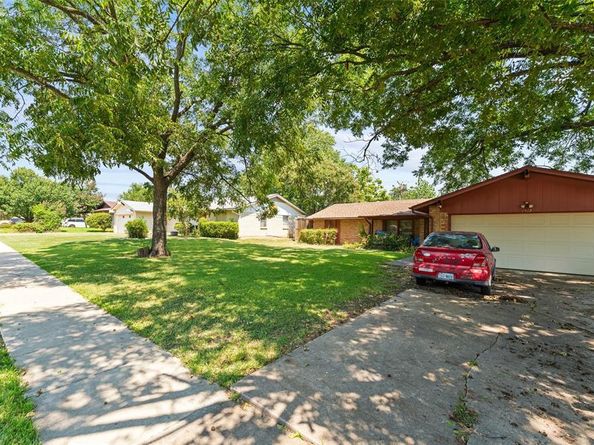1512  Springbrook Street , Mesquite Texas 75149