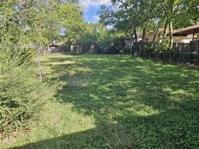 1820  Vilbig Road , Dallas Texas 75208