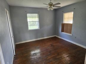 1820  Vilbig Road , Dallas Texas 75208