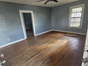 1820  Vilbig Road , Dallas Texas 75208