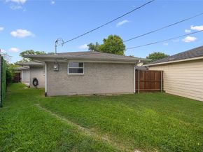 7024  Irongate Lane , Dallas Texas 75214