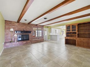 6049  Wimbleton Way , Fort Worth Texas 76133