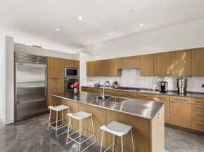 3740  Holland Avenue  3B, Dallas Texas 75219