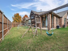 1806  Park Highland Way , Arlington Texas 76012