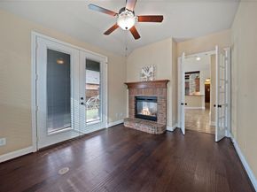 1806  Park Highland Way , Arlington Texas 76012