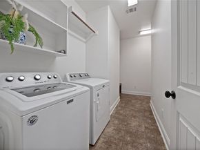 1806  Park Highland Way , Arlington Texas 76012