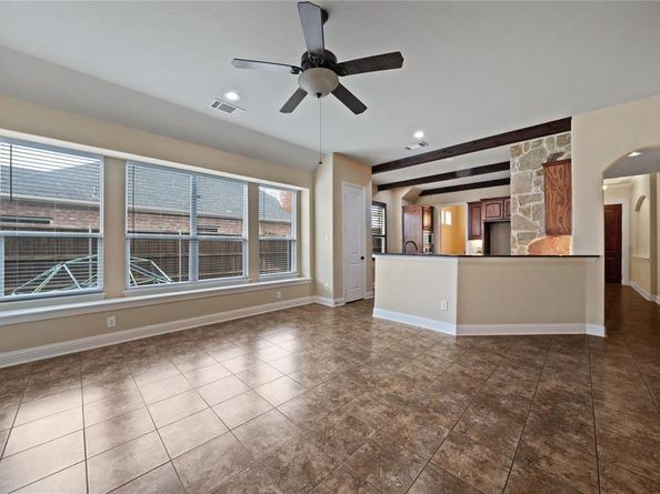 1806  Park Highland Way , Arlington Texas 76012