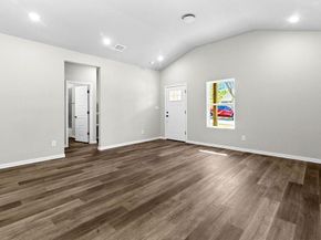 1832 E Broadway Avenue , Fort Worth Texas 76104