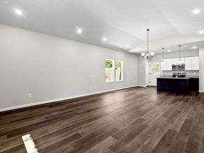 1832 E Broadway Avenue , Fort Worth Texas 76104