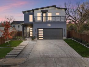 1320  Compton Street , Dallas Texas 75203