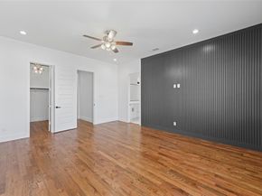 1320  Compton Street , Dallas Texas 75203