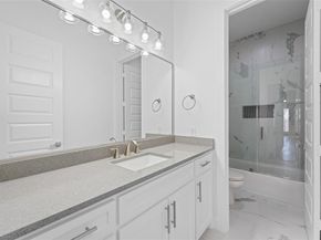 1320  Compton Street , Dallas Texas 75203