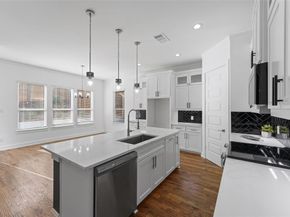 1320  Compton Street , Dallas Texas 75203