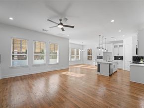 1320  Compton Street , Dallas Texas 75203