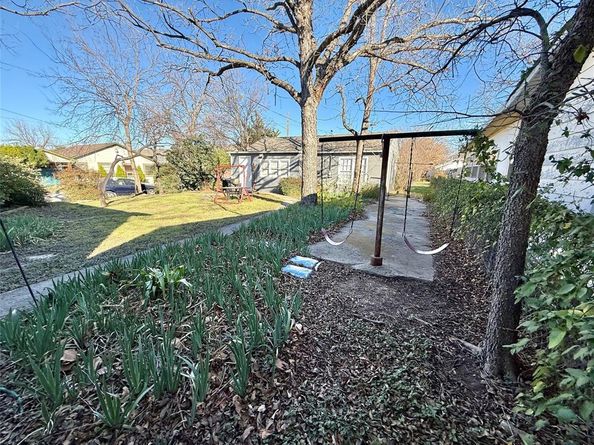 2600  Frazier Avenue , Fort Worth Texas 76110