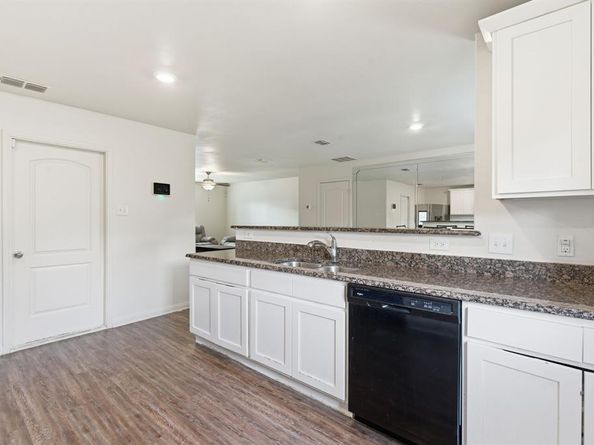 1321  Eagle Lake Drive , Azle Texas 76020